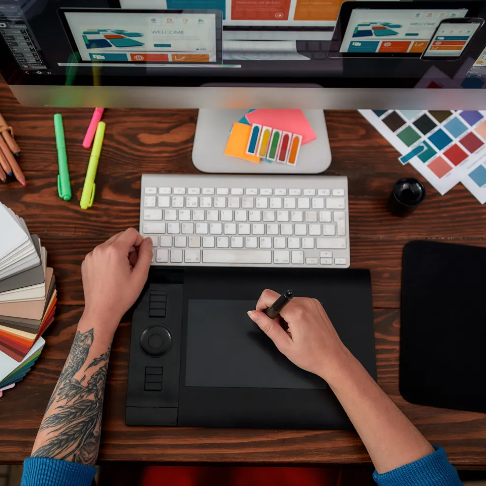 Section graphic design Graphic design